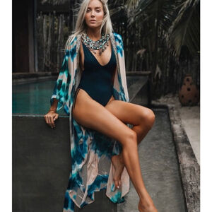 Suki So‎ Kimono Blue Peach